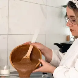 לוגו של ליאורה ביסמוט