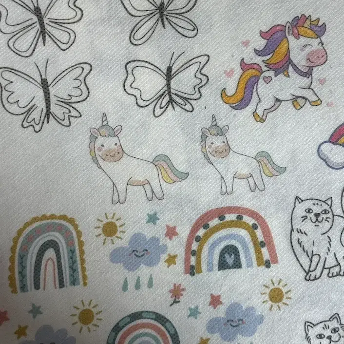 דף רקמה  יוניקורן, קשתות, פרפרים וחתלתולים