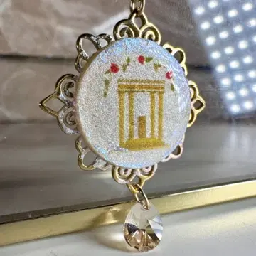 דֶּגֶם כּוֹתָר מעוין  זָהָב צָהֹב חרוז סברובסקי שמפנייה