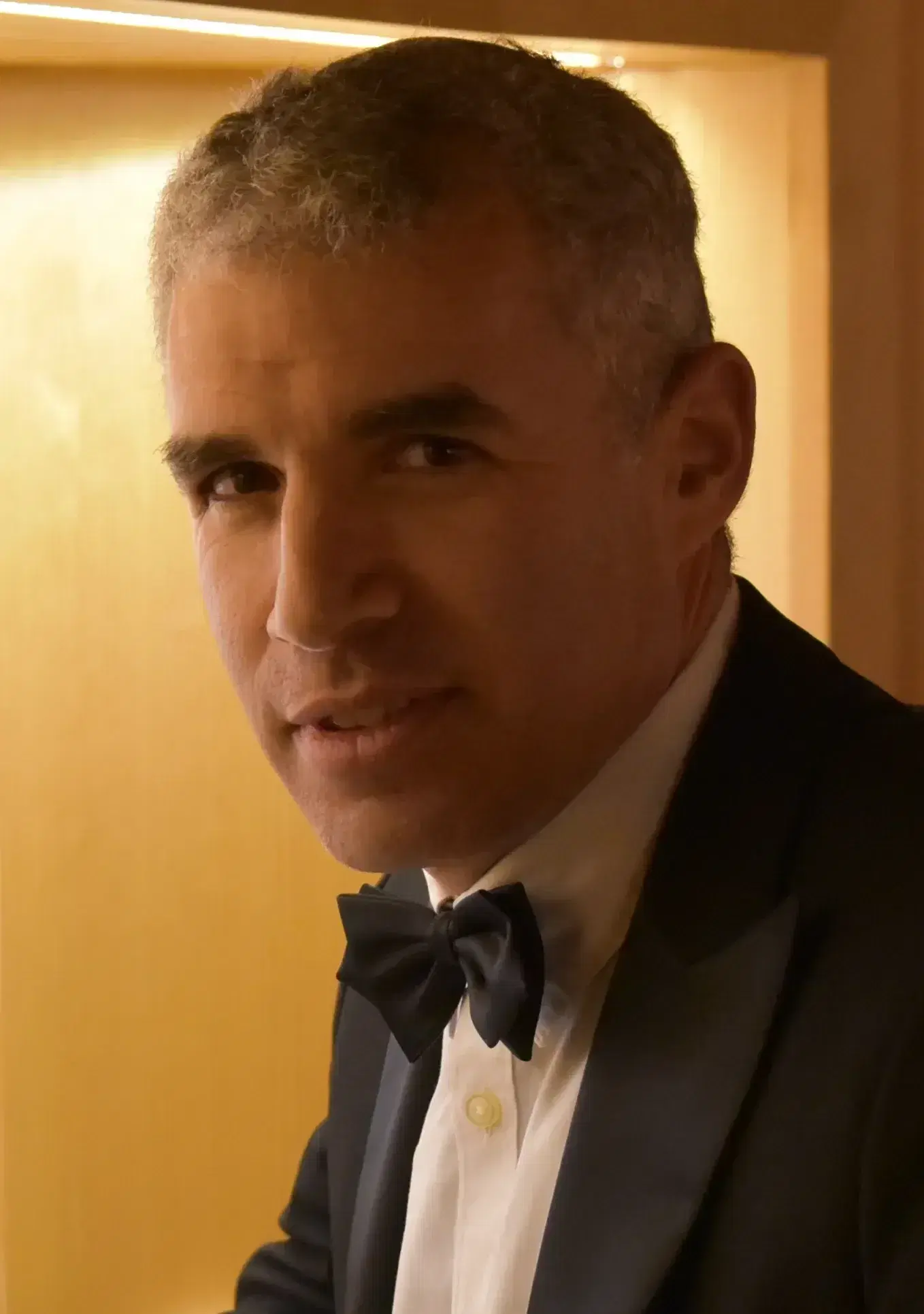 יובל רבין פסטיבל הצ'מבלו בסלון מול גבעת נפוליאון