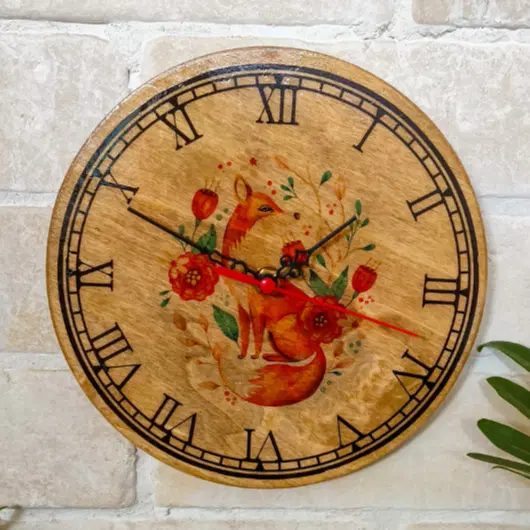 שעון קיר שועל