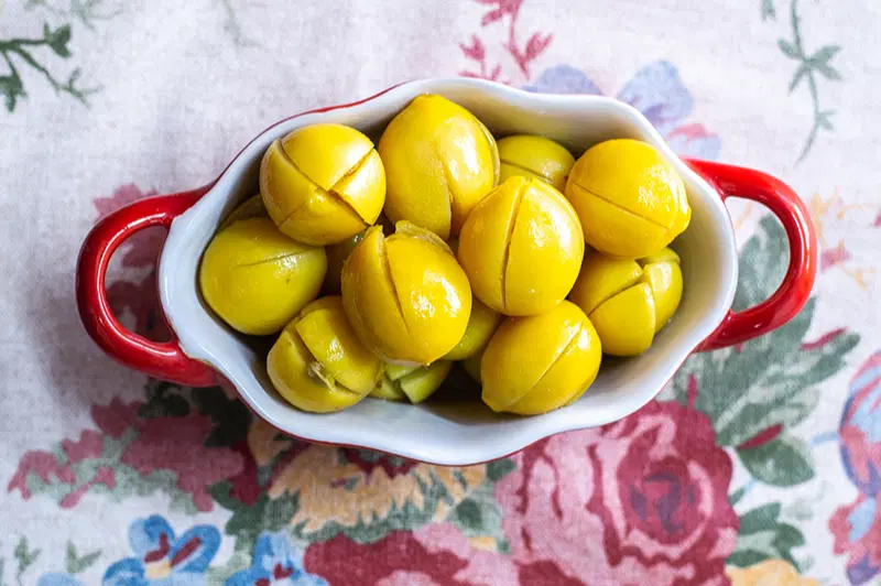 לימונים כבושים