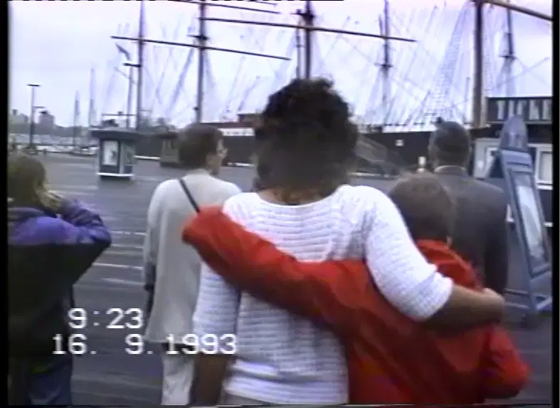 דוקוניישן דוקוניישן