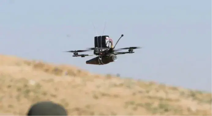רחפן נפץ רחפן נפץ