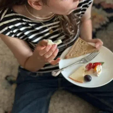 אמהות רוקמות פברואר 2026