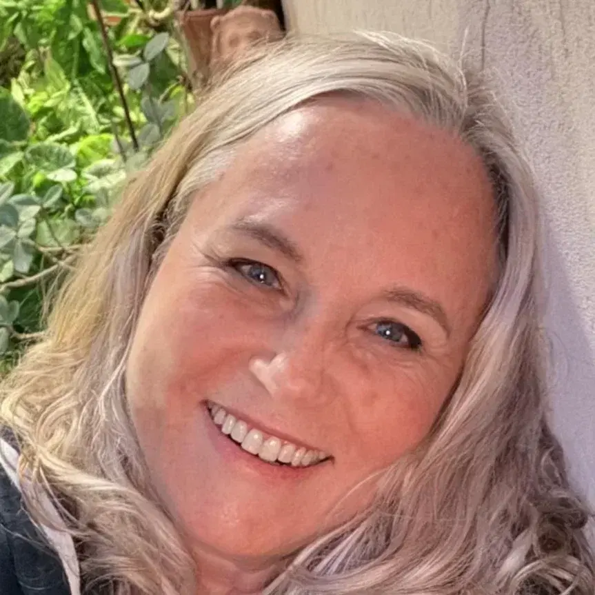 כרטיס להרצאה מעוררת השראה עם שרונה פומס