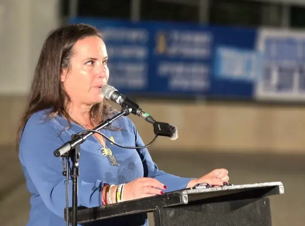 הדס רגולסקי לדמוקרטים הדס רגולסקי לדמוקרטים